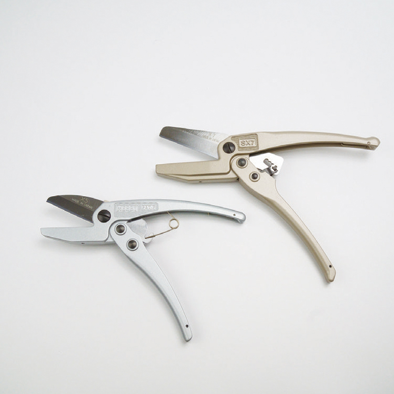 Cortador Manual de Trinquete M - Leathercraft Japan reseña y precio